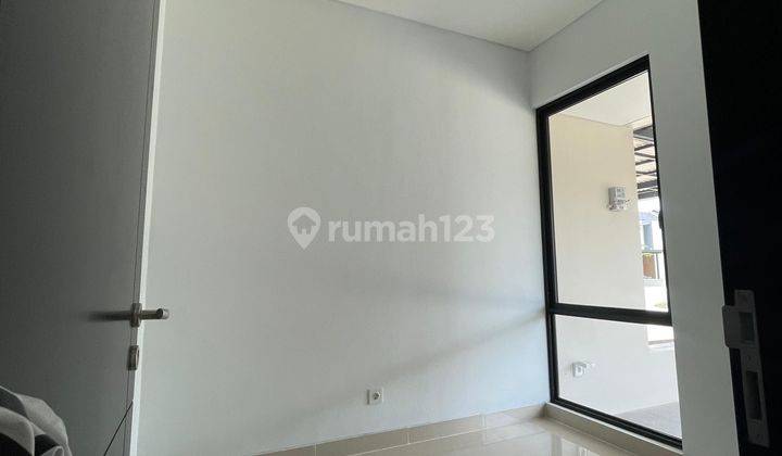 Rumah minimalis baru di podomoro  dijual cepat 2