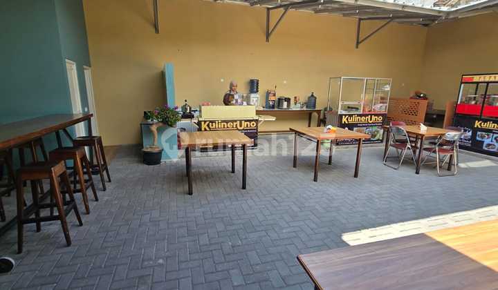 Rumah, Ruko Kantor Tempat Usaha di Dago Siap Pakai Disewakan Rumah, Ruko Kantor Tempat Usaha di Dago Siap Pakai Disewakan