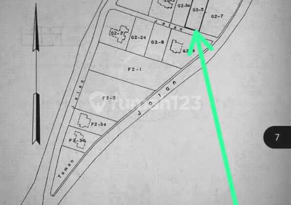 Box plots in Villa Istana Bunga, strategic location with views, sold cheap