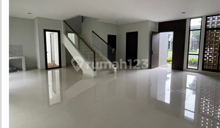 Rumah Baru Mewah Di.summarecon Siap Pakai Aman Nyaman Strategis Disewakan