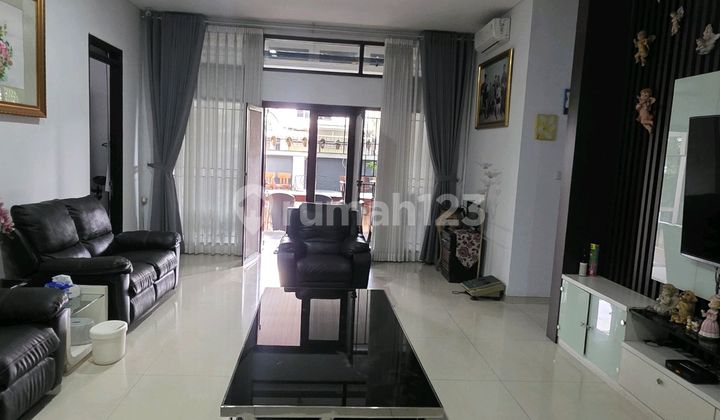 Rumah Mewah di Mekar Wangi, Jalan Lebar, Siap Pakai Sangat Bagus Dijual 2