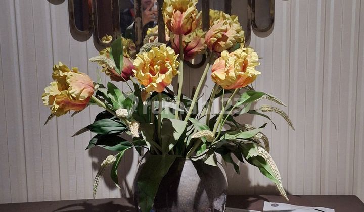 Exclusive Apartment in the Center of Bandung City, Elroyale. Private Elevator for Sale. Exclusive Apartment in the Center of Bandung City, Elroyale. Private Elevator for Sale.