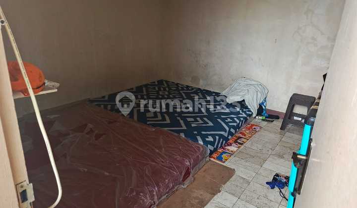 Strategic Shop House .available for..Rent Immediately 2