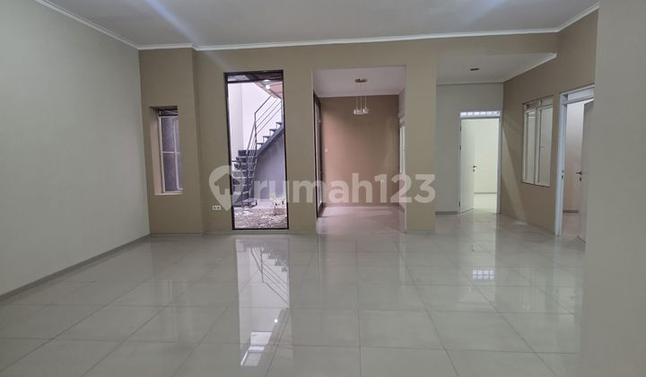 Rumah Minimalis di Taman Holis Indah 2 Cepat Rumah Minimalis di Taman Holis Indah 2 Cepat