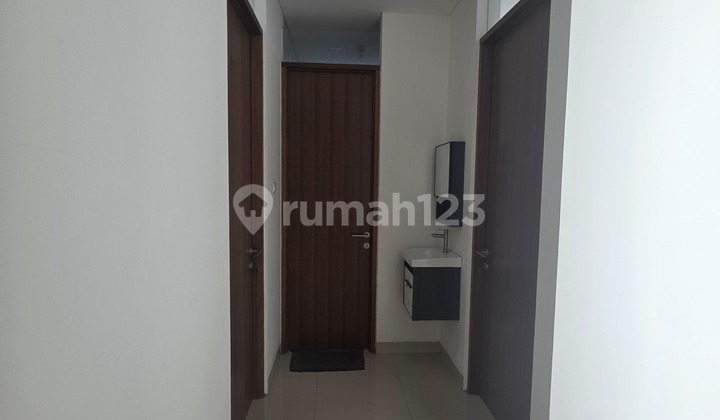 New house in Pasir Salam area, ready to use, bonus furniture, quick sale. 2