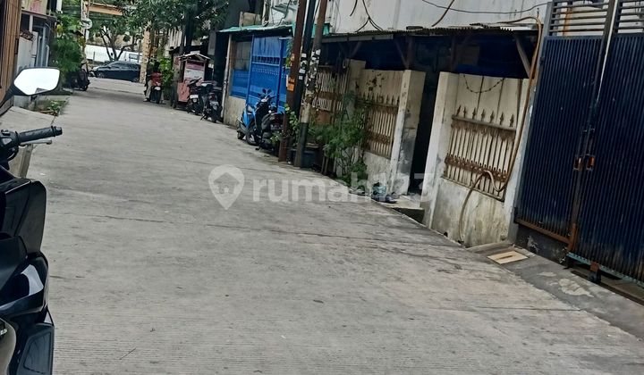 ******** Kost Kostsan ******** Kost Kostsan