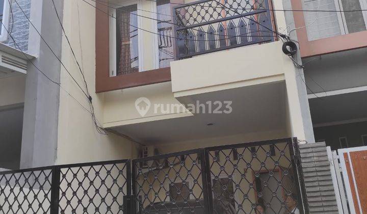 Dijual Rumah Bagus Siap Huni Di Tanjung Duren  2