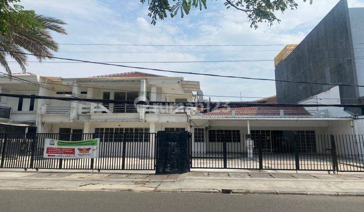 Disewakan Rumah Untuk Usaha Pinggi Jalan Lokasi Strategis 1