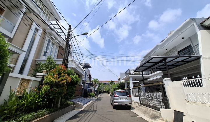 Janur Elok House, Kelapa Gading 2