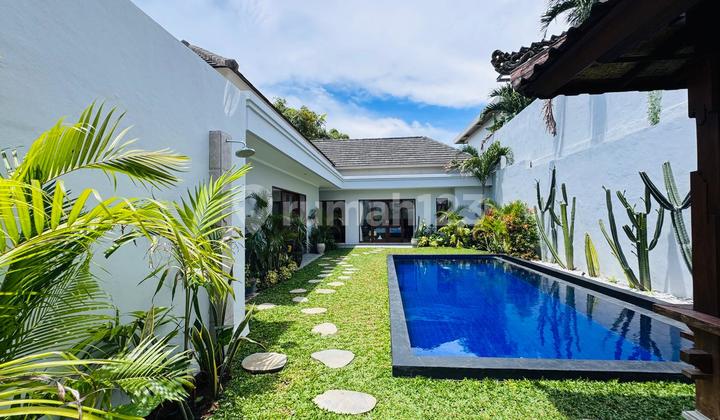 Modern Furnished Cheap Villa in Berawa Canggu Bali