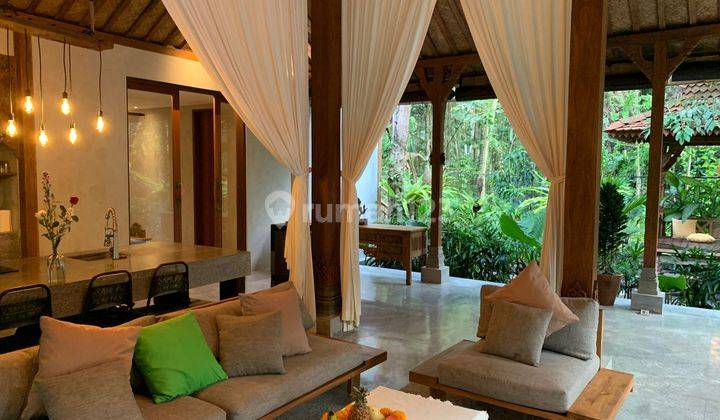 Villa joglo modern termurah view jungle di Bali 2