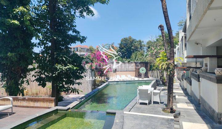 Villa Komplek Di Central Pariwisata Seminyak Bali 1