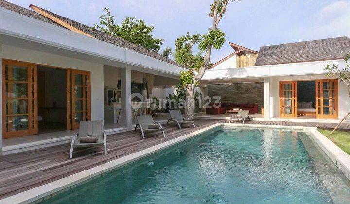 Modern comfortable furnished villa in Umalas Bali 2