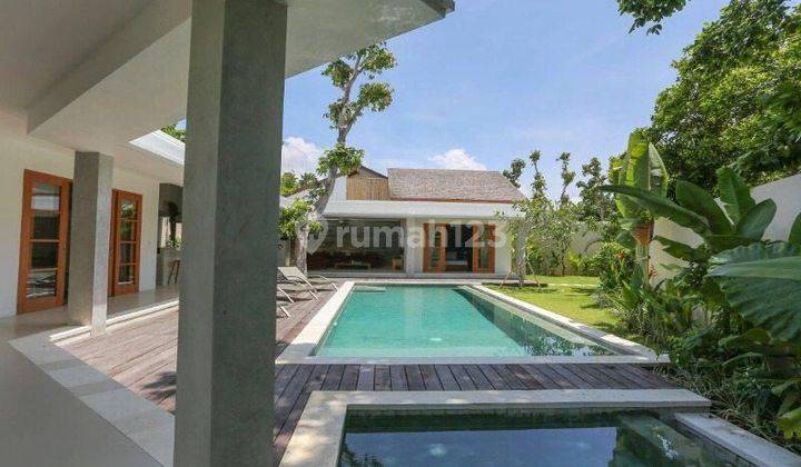 Modern comfortable furnished villa in Umalas Bali 1