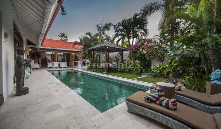 Leasehold Villa furnished murah di seminyak Bali 1