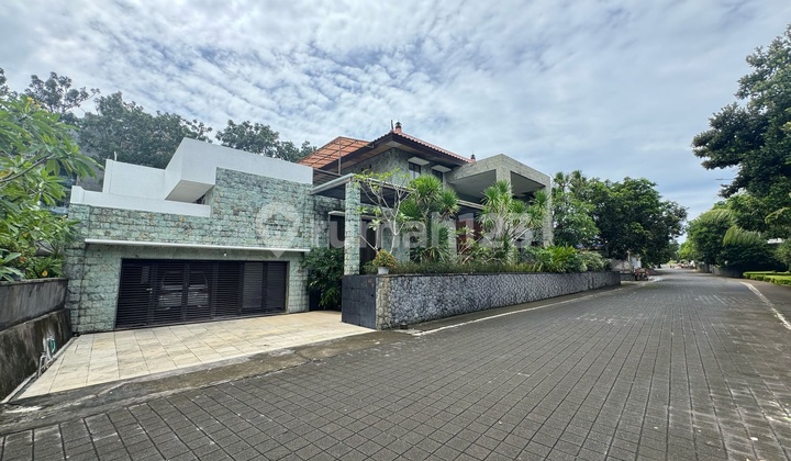 Rumah Big Garden Semi Furnished Di Jimbaran Bali 