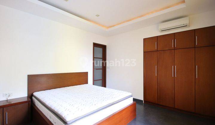 Villa Modern Furnished Di Gunung Salak Kerobokan Bali 2