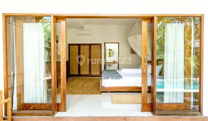 Villa Modern Tropical Furnished Di Batubolong Pererenan Bali 2