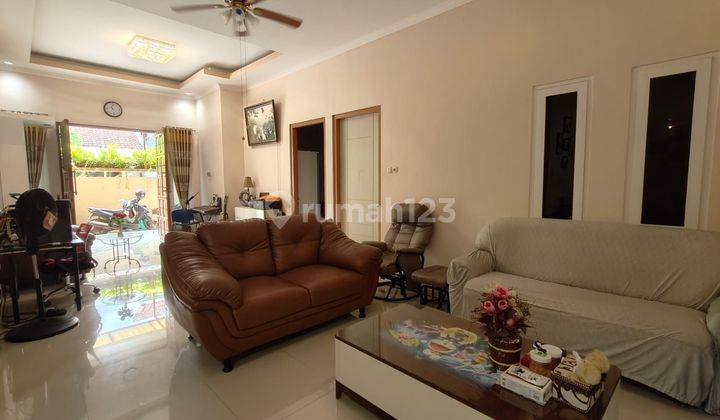 Rumah Modern Furnished di Tangkuban perahu Padang Sambian 2