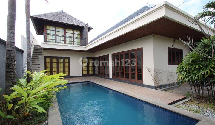 Villa Modern Furnished Di Gunung Salak Kerobokan Bali 1