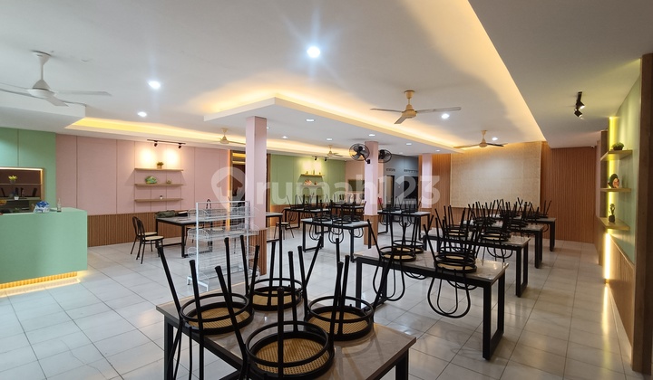 Unfurnished Shop House Ready to Use for Business in Pemogan, South Denpasar.