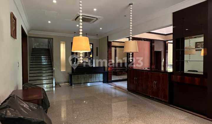 Rumah Menteng Prime Area Hanya 80 Jt Per M2 Jarang Ada