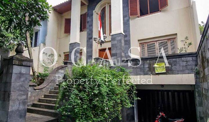 Rumah Modern Classic Jawa Mewah di Taman Rempoa Indah 1