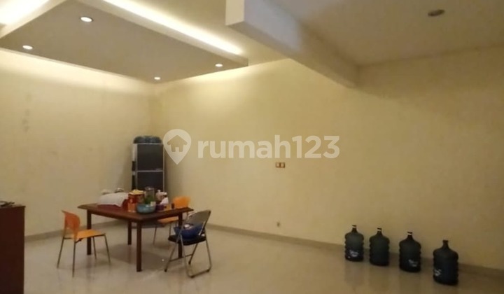 Pondok Indah House Behind PIM 2 Beautiful Well-Maintained Ready to Occupy 2