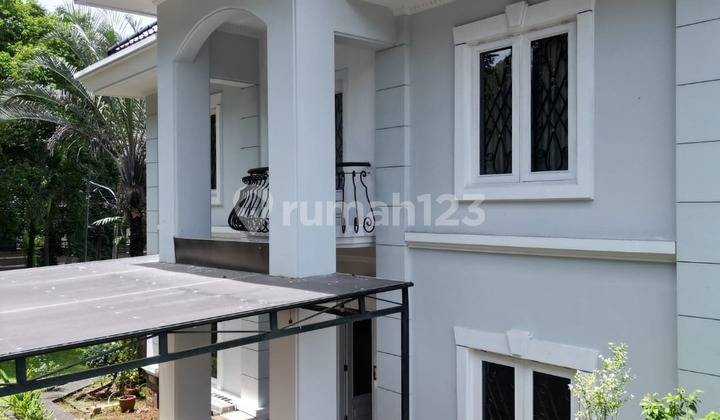 Rumah Kebayoran Baru Lokasi Elit Hoek Jalan Lebar 2