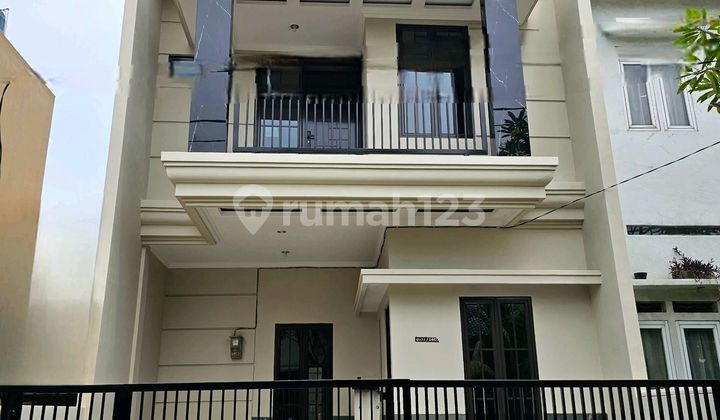 Rumah Bagus di Kiwi Residence Graha Bintaro