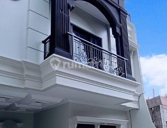 Modern Classic Brand New Di Jagakarsa Jaksel