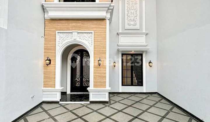 American Classic House Siap Huni di Jagakarsa