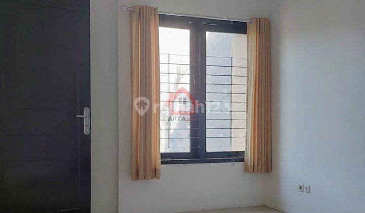 For Rent Modern Minimalist Townhouse Limo, Depok 7