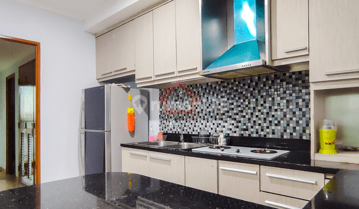 Apartement Hamptons Park 3 BR Semi Furnished Bagus 3
