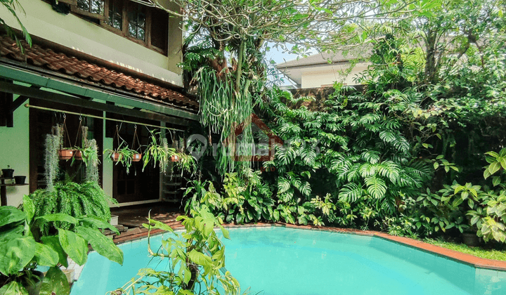 Rumah 2 Lantai Bagus Furnished SHM di Petukangan, Jakarta Selatan 7