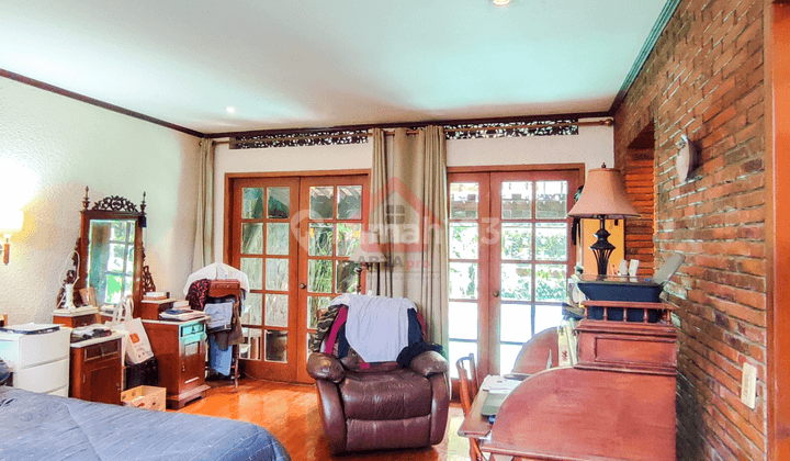 Rumah 2 Lantai Bagus Furnished SHM di Petukangan, Jakarta Selatan 13