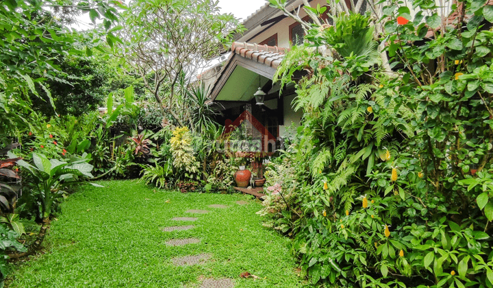 Rumah 2 Lantai Bagus Furnished SHM di Petukangan, Jakarta Selatan 17