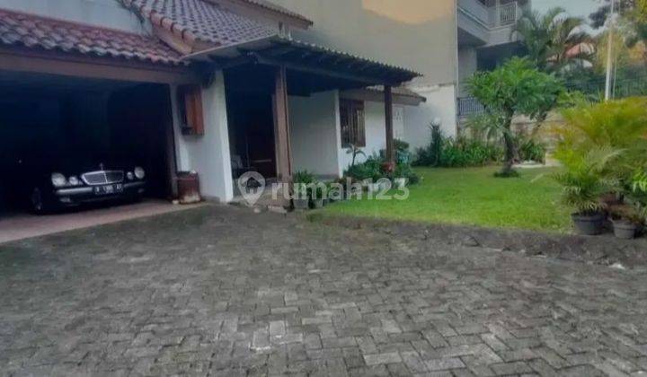 Dijual Rumah Lama Tetapi Masih Terawat Di Area Senopati, Kebayoran Baru, Jakarta Selatan - Prime Area  1