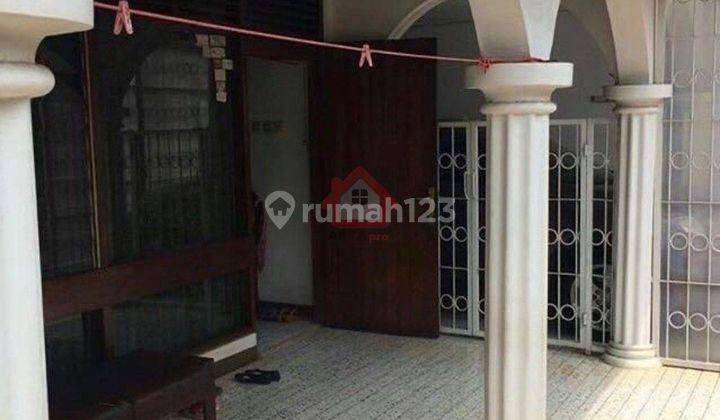 Dijual Rumah Lama Hitung Tanah SHM di Gandaria 2