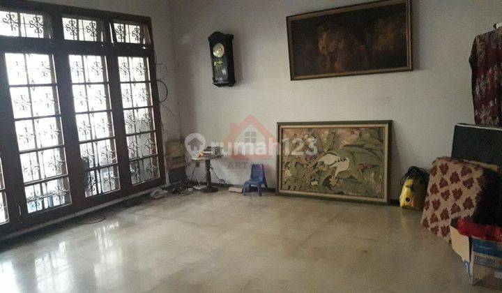 Dijual Rumah Lama Hitung Tanah SHM di Cikini 1