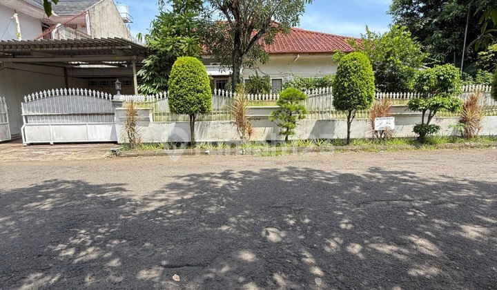 Rumah Lama Dalam Cluster Siap Huni Di Lebak Bulus