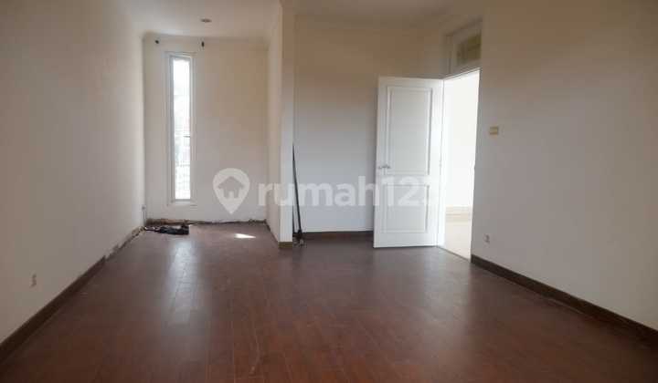 Rumah Bagus Semi Furnished Siap Huni Di Pondok Indah  2