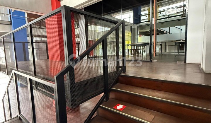 Gedung Di Pondok Indah Dekat Tb Simatupang