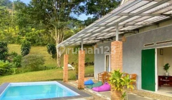 Villa Nyaman Lokasi Tenang Semi Furnished di Puncak Bogor