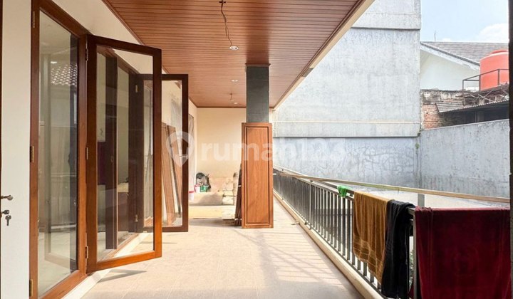 Rumah Bagus Siap Huni di Lebak Bulus Jakpus