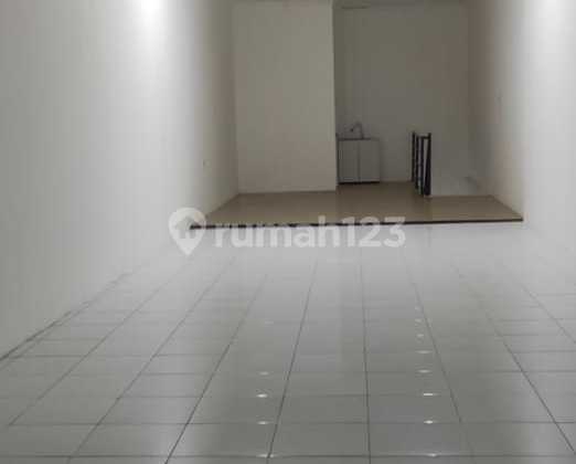 2-Story Ready-to-Use Shop House in Cirendeu, Tangsel 2