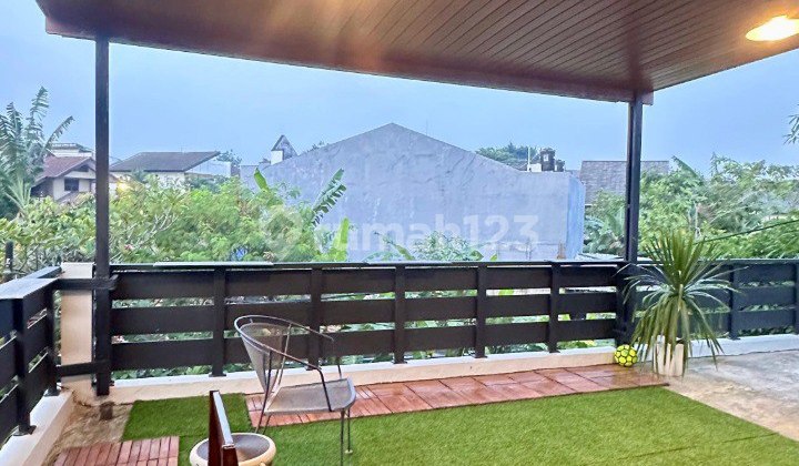 Rumah Sudah Renovasi Bagus Dalam Kompleks di Cinere Estate