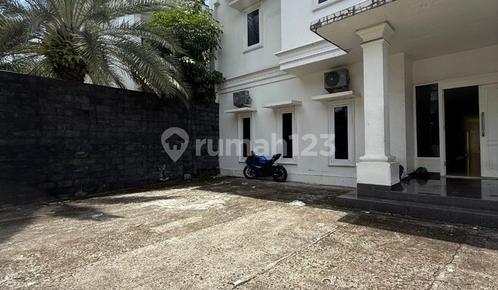 Rumah Mewah/ Guest House Siap Huni Di Menteng Jakpus Rumah Mewah/ Guest House Siap Huni Di Menteng Jakpus