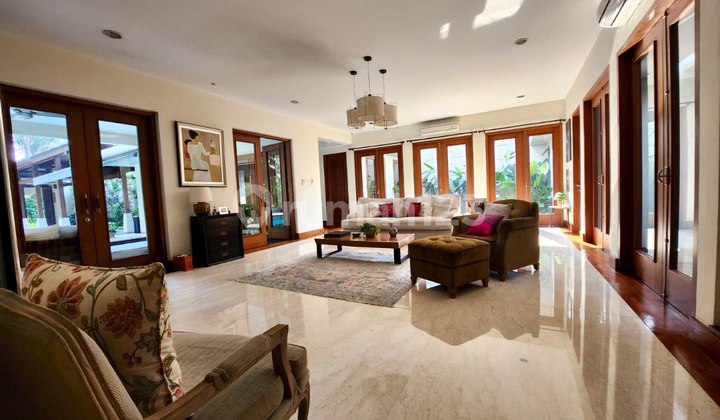 Tropical House With Big Pool & Garden Cipete Cilandak 2