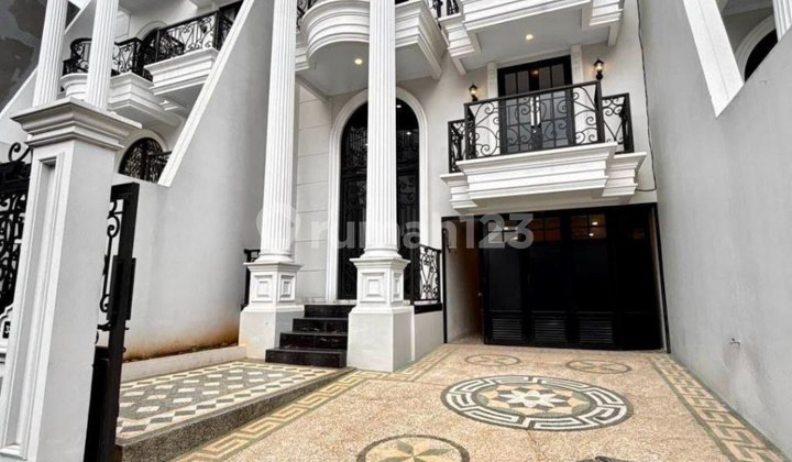 Rumah Mewah Premium Area Ragunan Jagakarsa